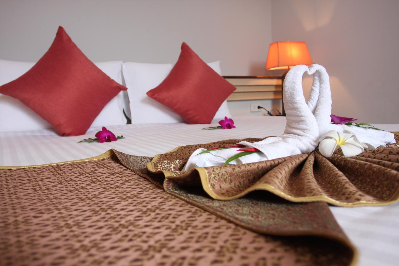 Circle Phuket Resort & Spa Bãi biển Kamala Ngoại thất bức ảnh